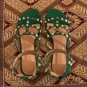 Chase + Chloe Green and Gold Gladiator Sandals
